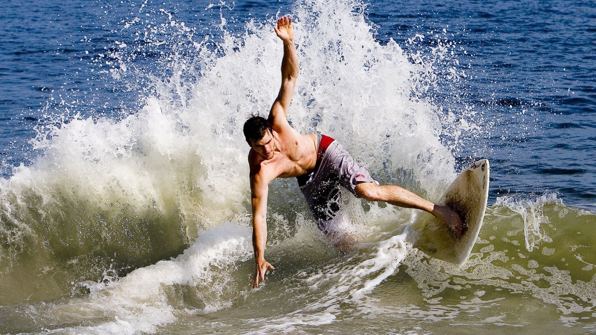 开云全站-体育品牌合作拓展至学校运动会，体育品牌推广策略