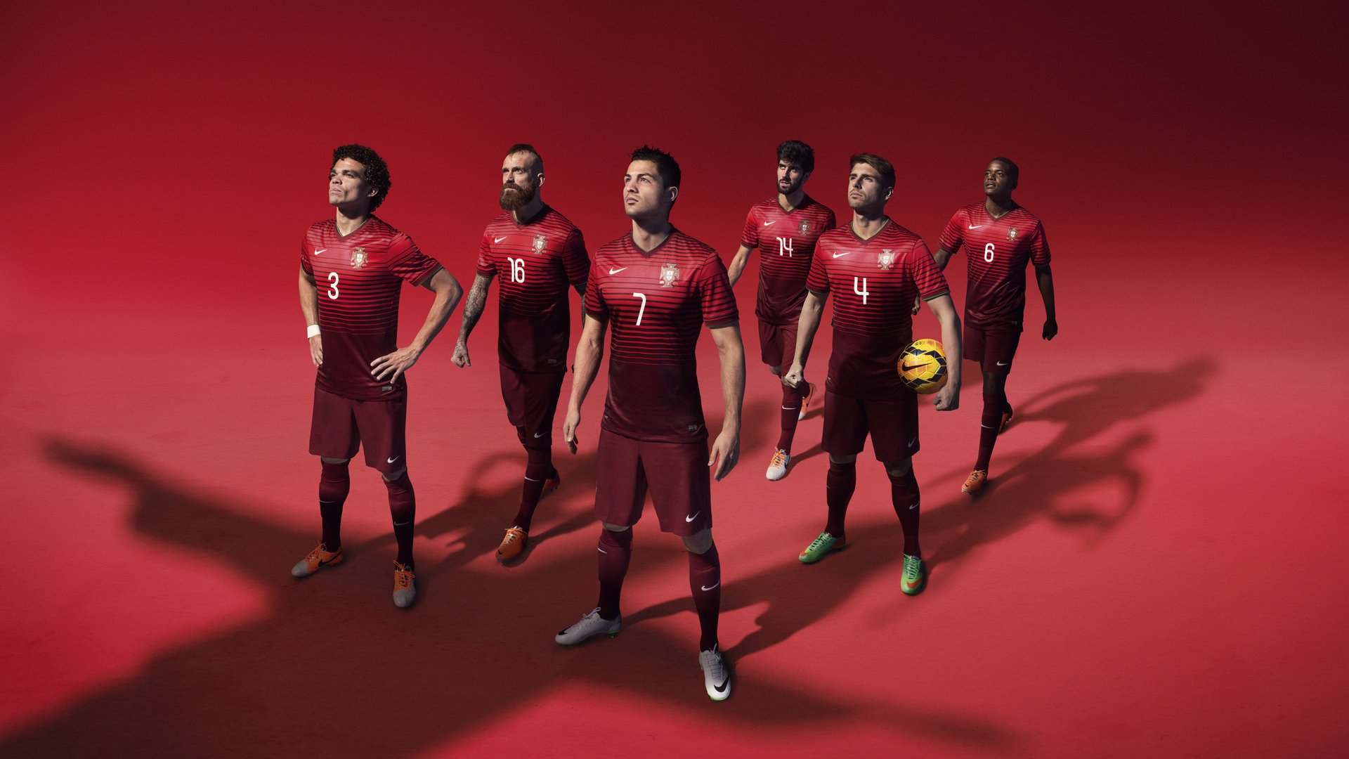 Kering-欧洲杯终极对战：战术布局中的惊喜不断，欧杯欧洲杯